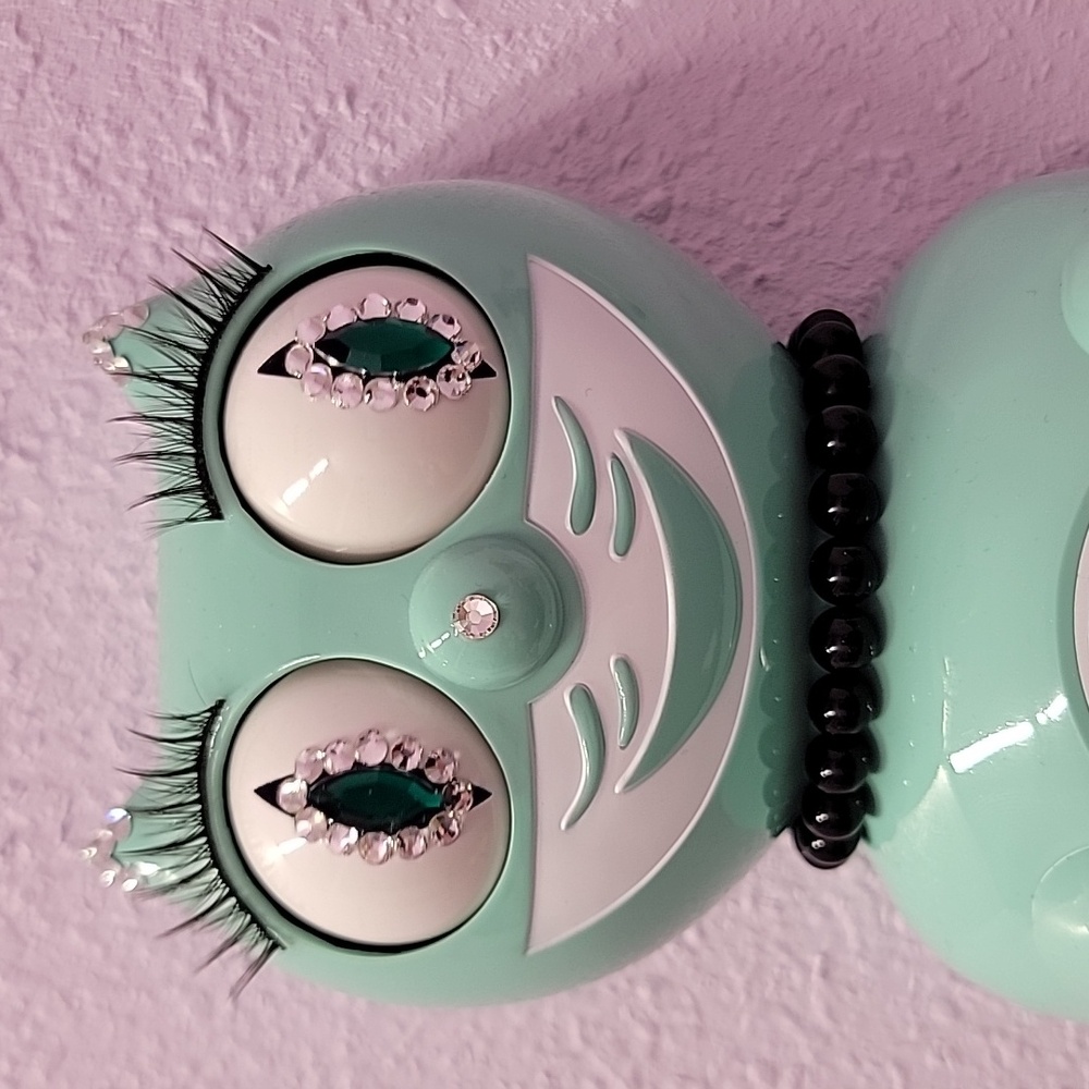 CUSTOM Jeweled Ocean Waves Lady Kit-Cat Klock clock